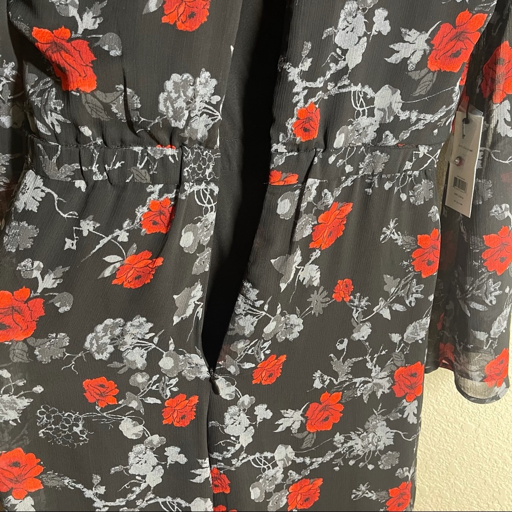 ๐ NWT Ali & Jay
Only Wish Floral Jumpsuit Size Lg - Picture 12 of 16